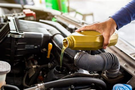 benefits of engine oil on skin